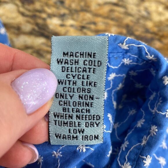 Marsh Landing Blue And White Embroidered Sleeves Top - Picture 7 of 8